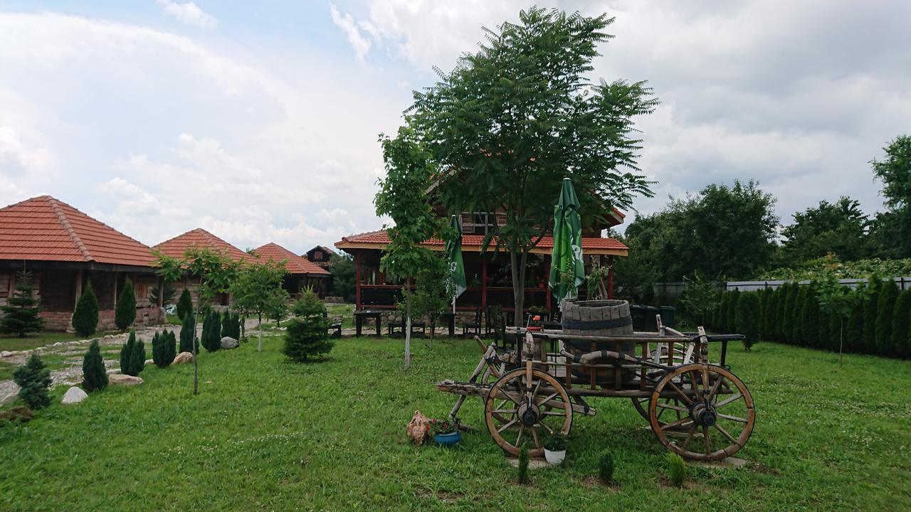 Satul Traditional Runcu  Luaran gambar